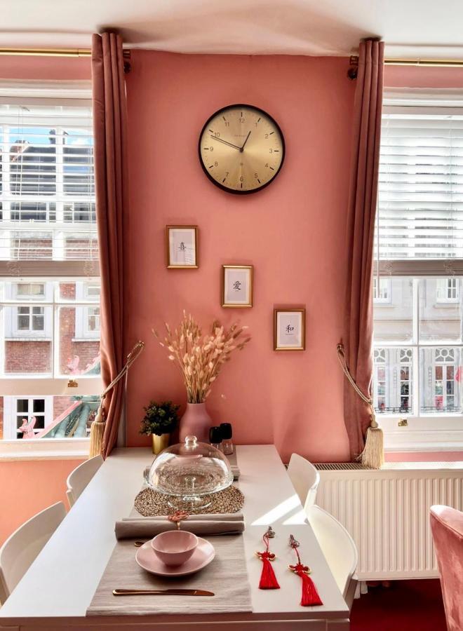 Chinatown Apartment London