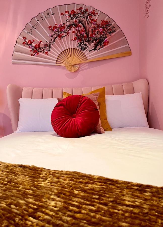 Chinatown Apartment